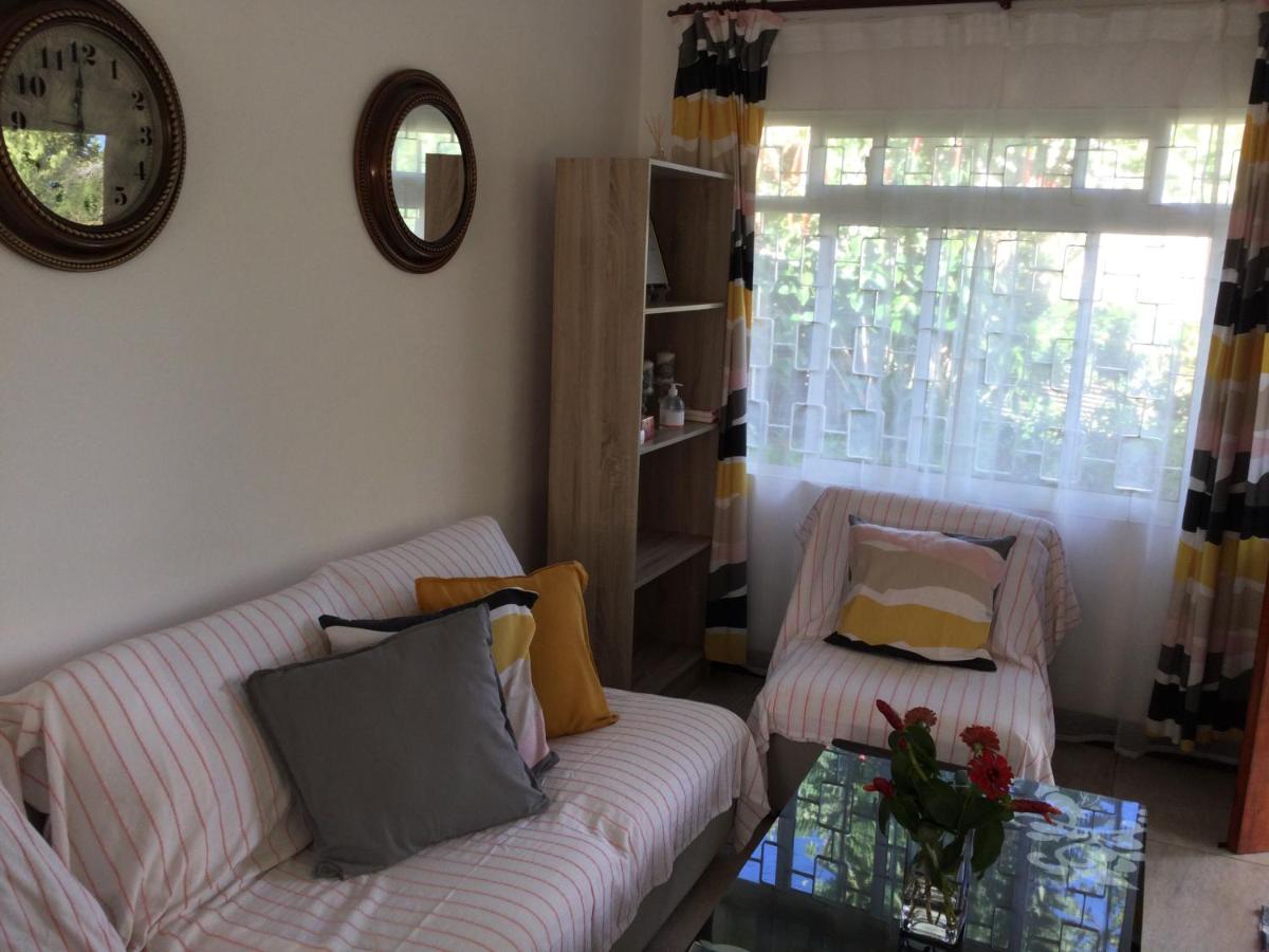 ויקטוריה Mountain Top Chalet מראה חיצוני תמונה