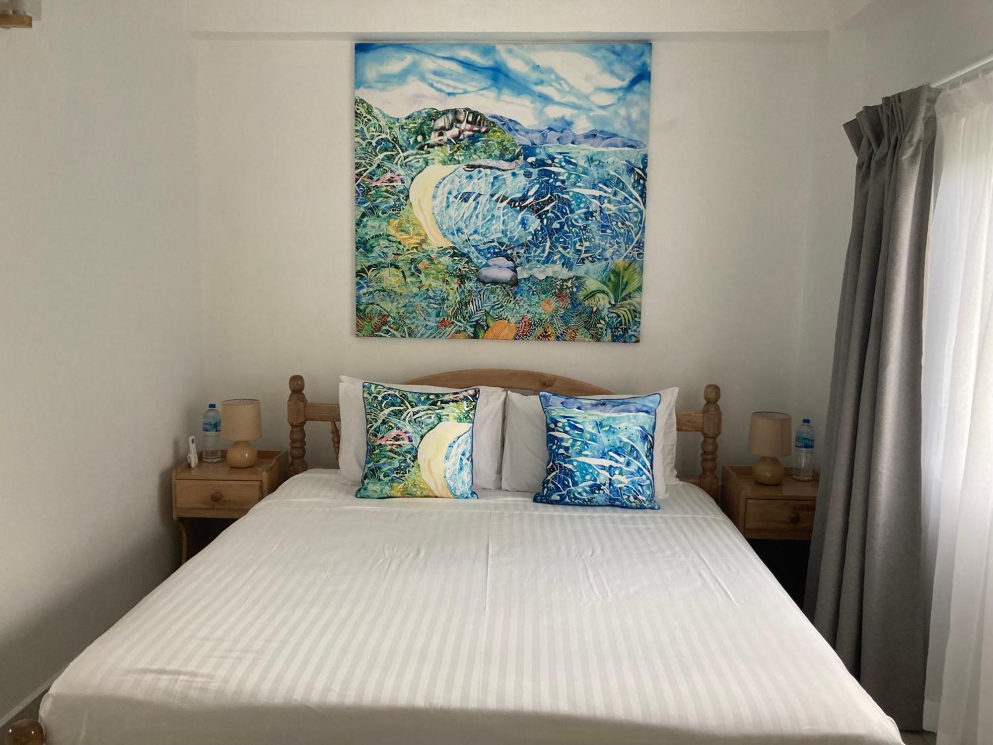ויקטוריה Mountain Top Chalet מראה חיצוני תמונה
