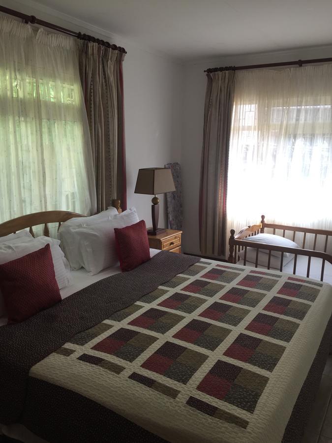 ויקטוריה Mountain Top Chalet מראה חיצוני תמונה